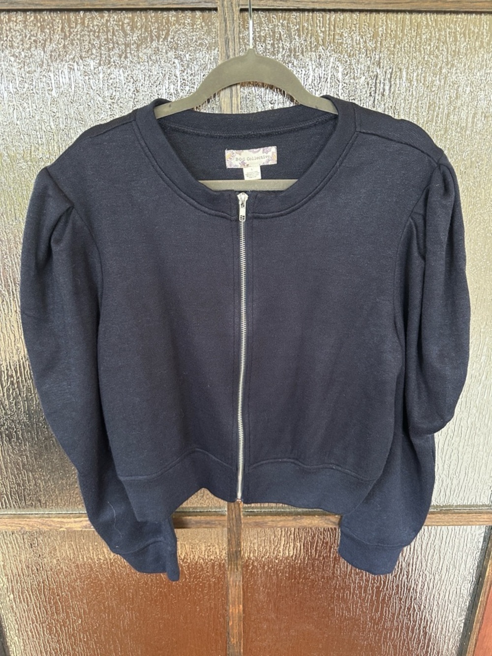 Revolve BOG Women's Navy Zip-Front Jacket with puff sleeve slightly cropped sz L